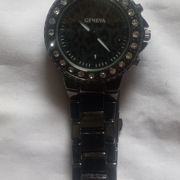 Geneva Japan Move Black Watch Rhinestone Bazel, Gun Metal, New Battery, Working - Picture 5 of 5